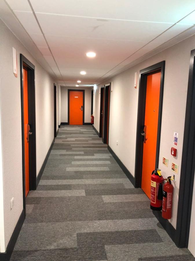 Easyhotel Бирмингем Экстерьер фото